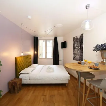 301 - Confort Au Coeur De 5 Appartamento