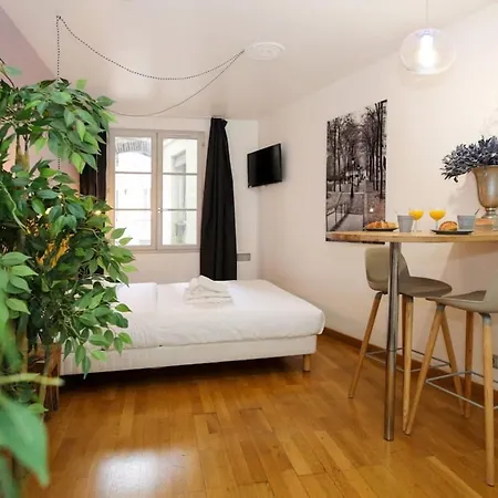 301 - Confort Au Coeur De 5 Parigi